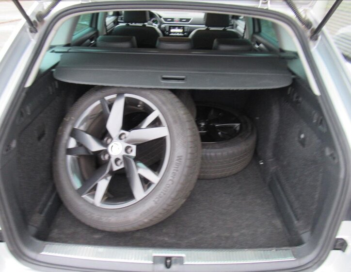 Škoda Superb Kombi 2,0 l 110 kw