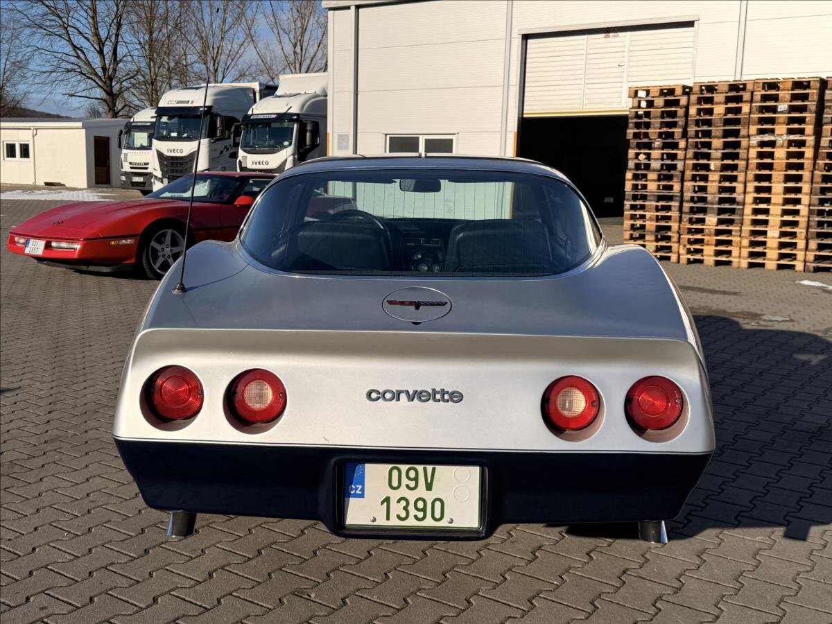 Chevrolet Corvette Kupé 5,7 l 169 kw