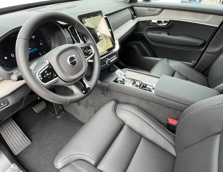 Volvo XC90 SUV 2,0 l 335 kw