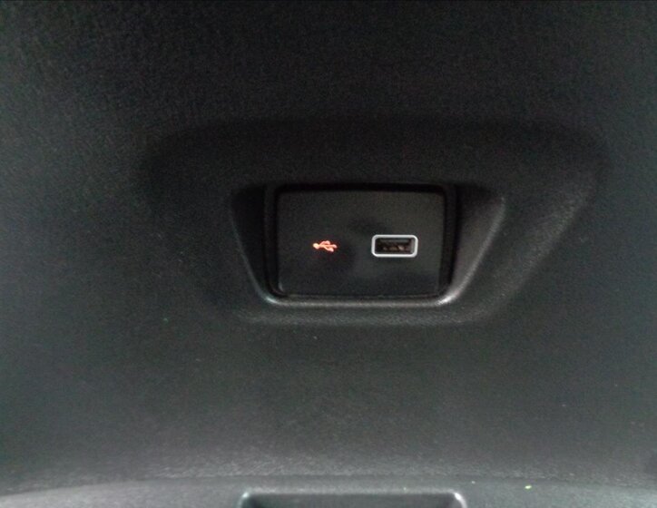 Peugeot Boxer Ostatní 2,2 l 121 kw