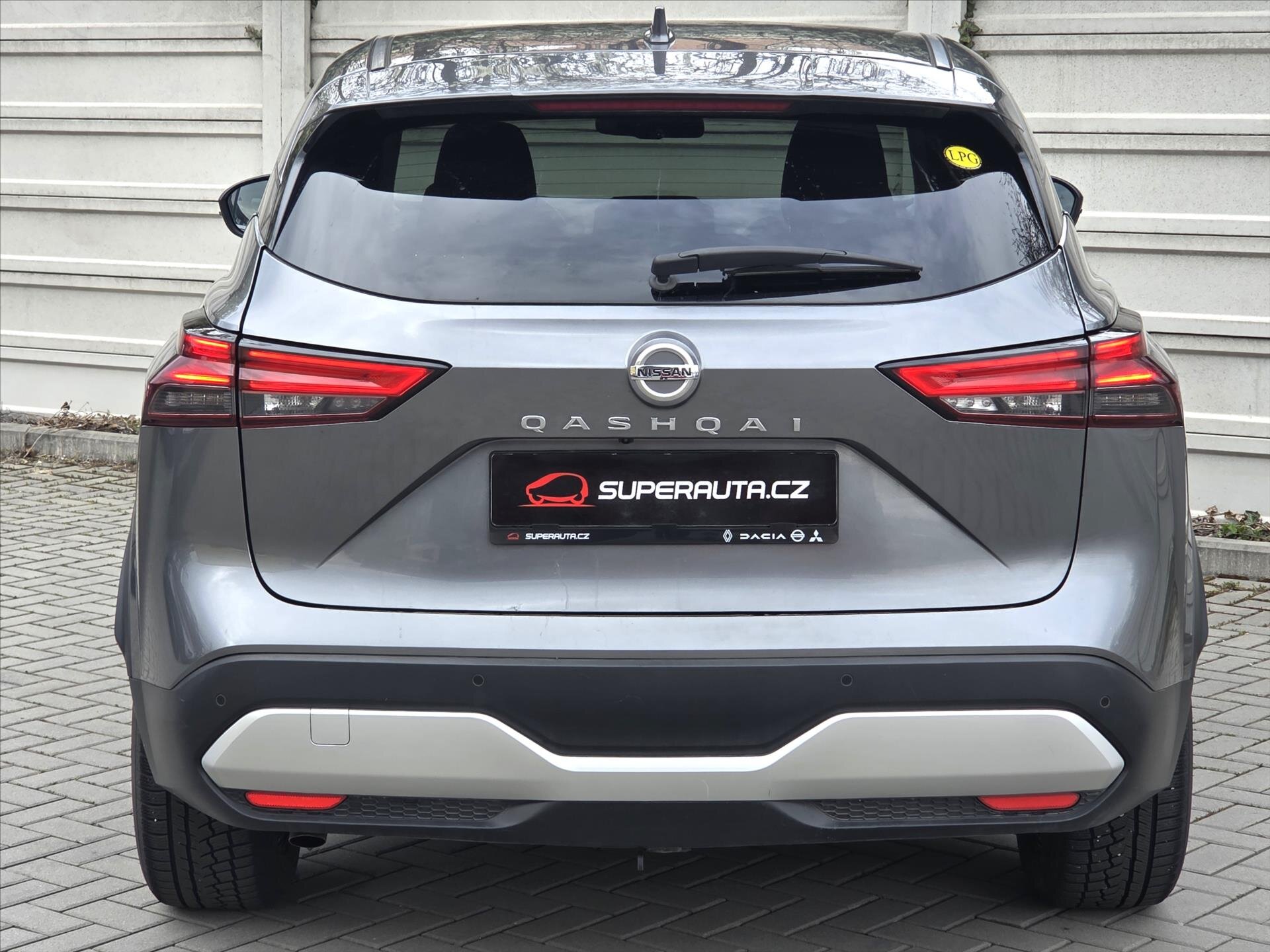 Nissan Qashqai SUV / Terénní 1,3 l 116 kw