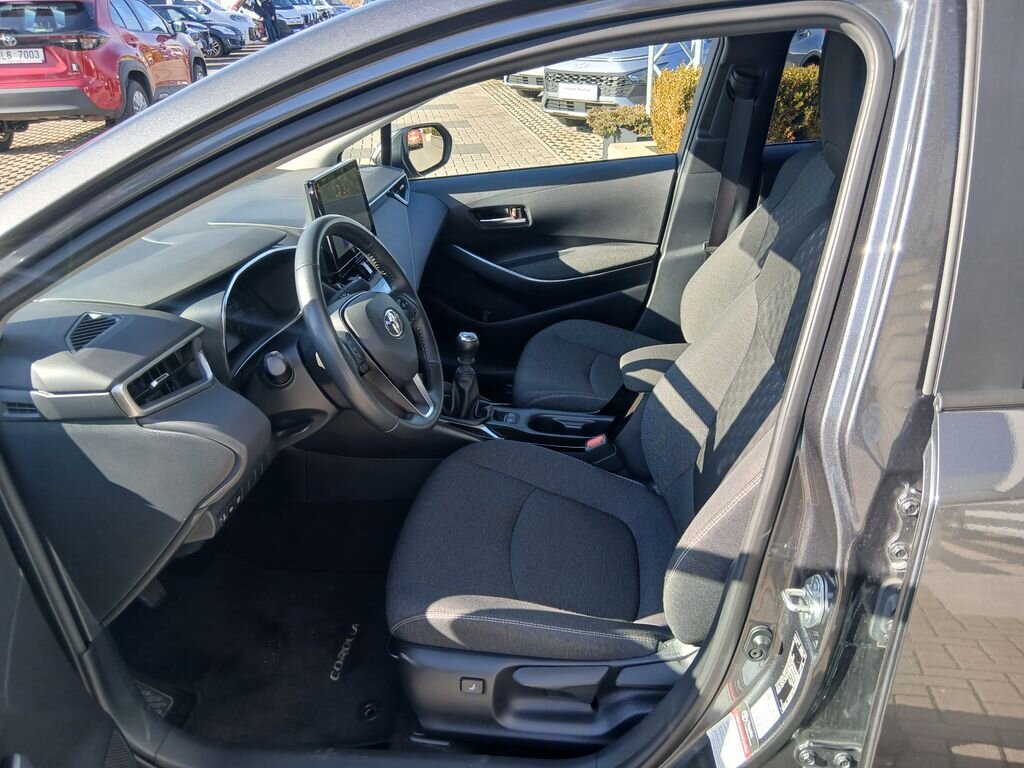 Toyota Corolla Sedan 1,5 l 92 kw