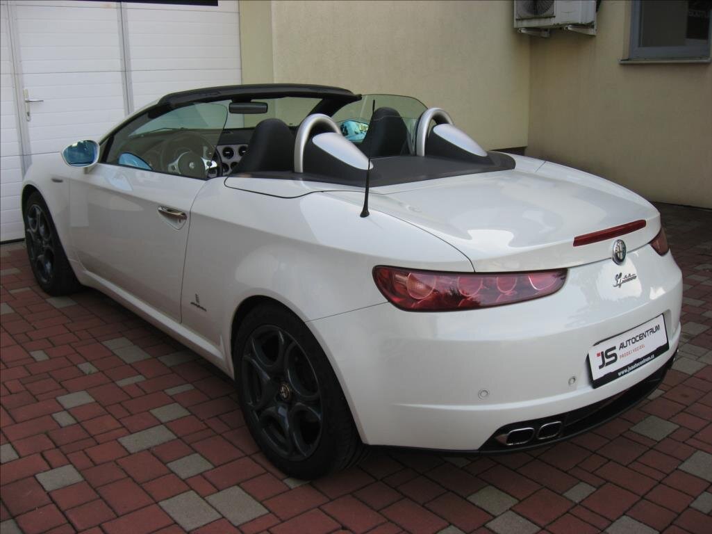 Alfa Romeo Spider Kabriolet 2,2 l 136 kw