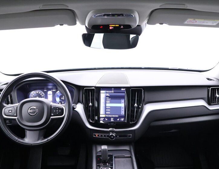 Volvo XC60 SUV / Terénní 2,0 l 145 kw