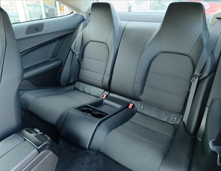 Mercedes-Benz Třídy C Kupé 2,1 l 150 kw