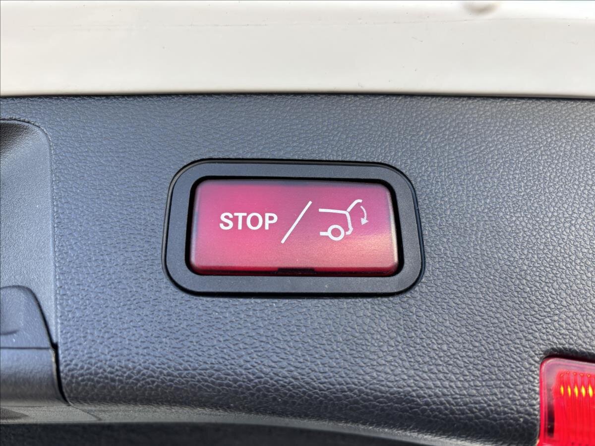 Mercedes-Benz Třídy E Kombi 2,1 l 125 kw