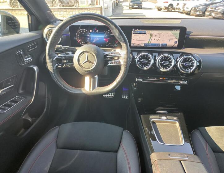 Mercedes-Benz Třídy A 8