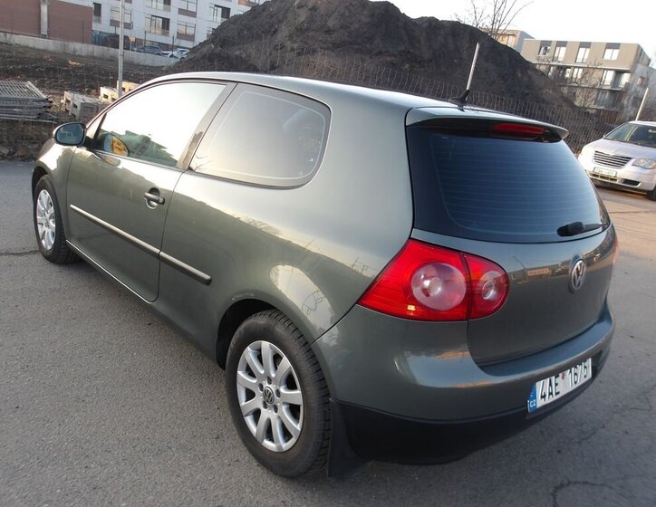 Volkswagen Golf Hatchback 1,6 l 85 kw