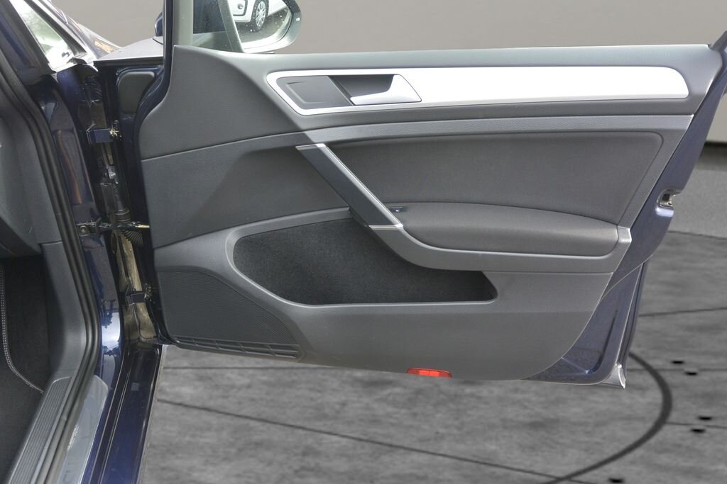 Volkswagen Golf Kombi 2,0 l 110 kw