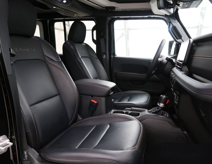 Jeep Wrangler SUV / Terénní 2,0 l 200 kw