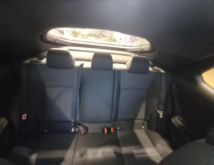 Toyota C-HR Hatchback 2,0 l 112 kw