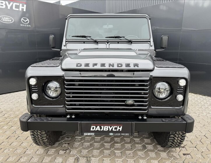 Land Rover Defender Skříň 2,2 l 90 kw