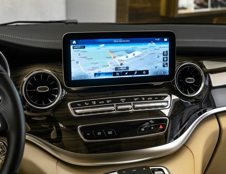 Mercedes-Benz Třídy V 18