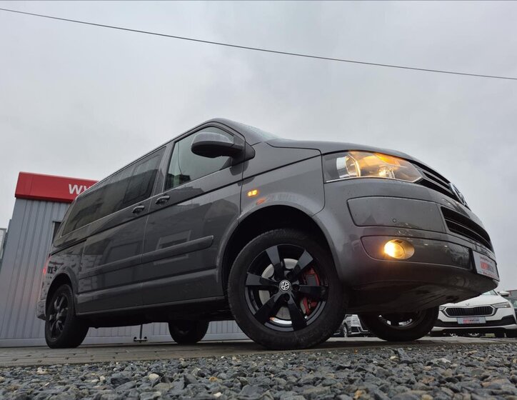 Volkswagen Multivan 40