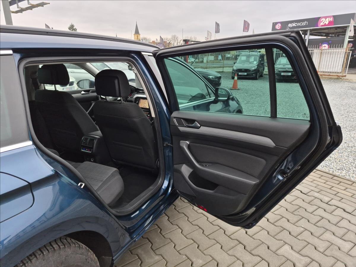 Volkswagen Passat Kombi 2,0 l 110 kw