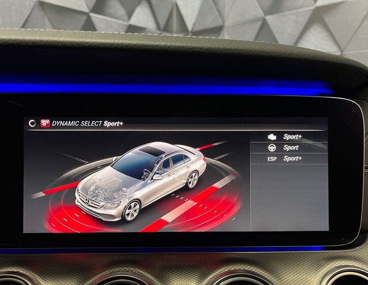 Mercedes-Benz Třídy E 20