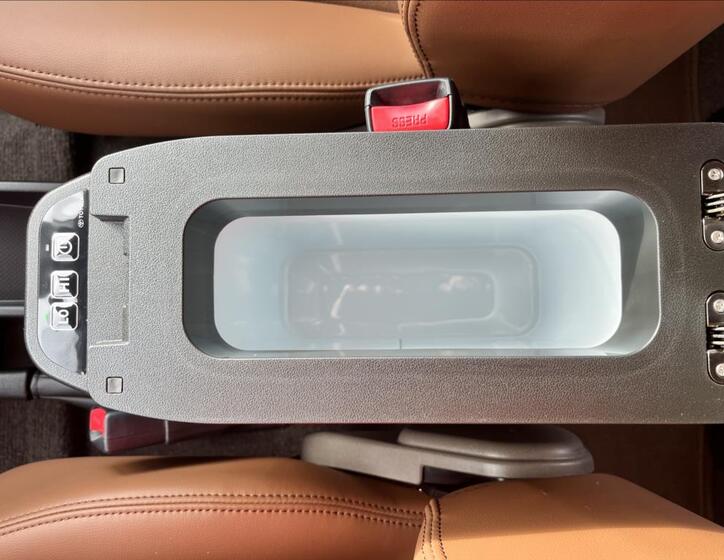 Toyota Land Cruiser 27