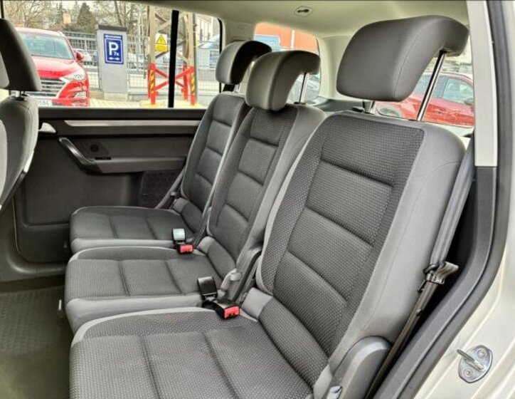 Volkswagen Touran MPV 2,0 l 103 kw