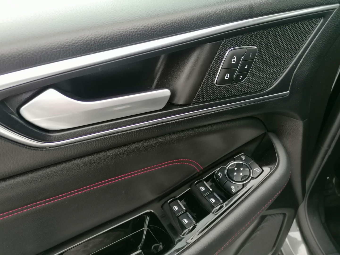 Ford S-MAX Ostatní 2,0 l 110 kw