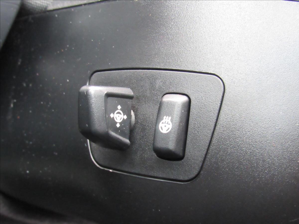 BMW X6 SUV / Terénní 3,0 l 190 kw