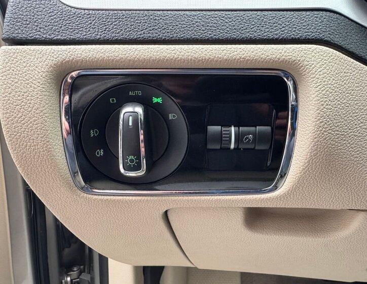 Škoda Superb Kombi 3,6 l 191 kw