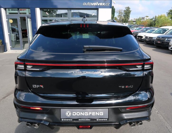 Dongfeng T5 EVO SUV 1,5 l 130 kw