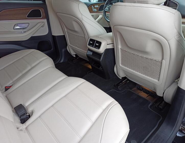 Mercedes-Benz GLE 17