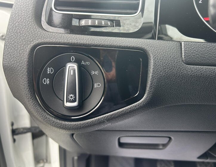 Volkswagen Golf Kombi 2,0 l 110 kw