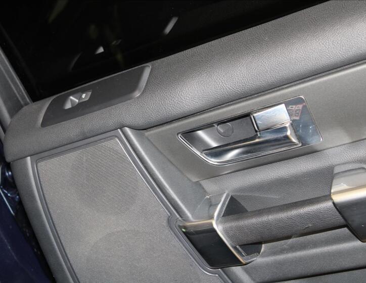 Land Rover Discovery 27