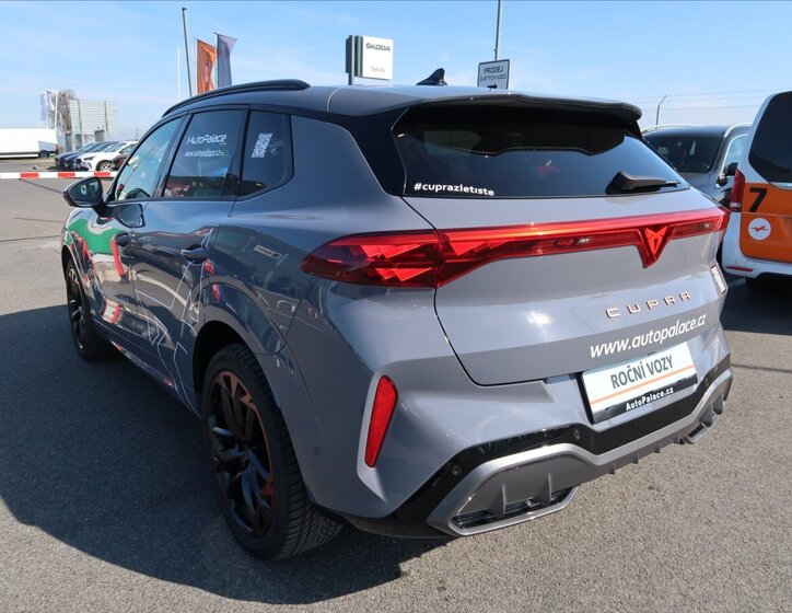 Cupra Terramar SUV / Terénní 2,0 l 195 kw