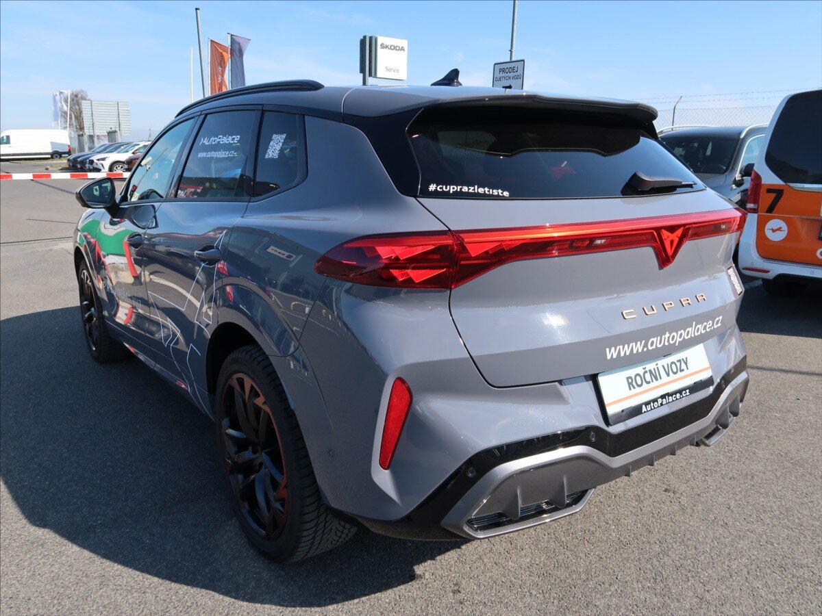 Cupra Terramar SUV / Terénní 2,0 l 195 kw
