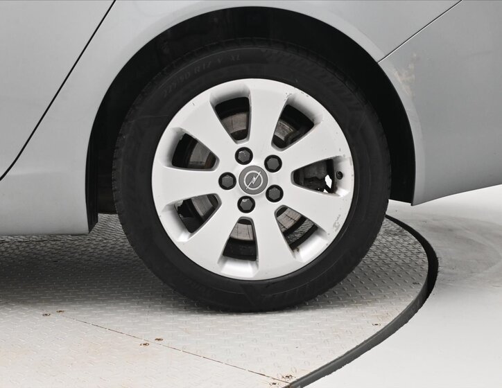 Opel Insignia Ostatní 2,0 l 118 kw