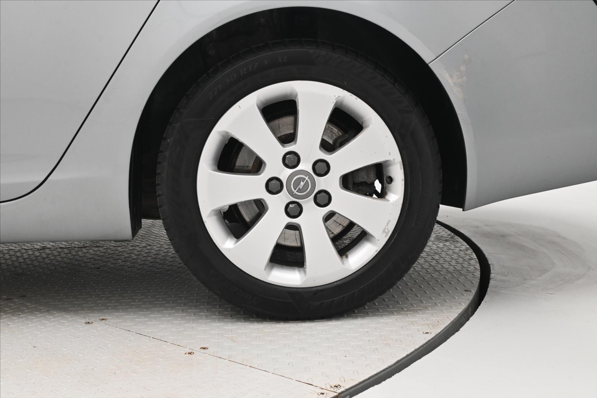 Opel Insignia Ostatní 2,0 l 118 kw