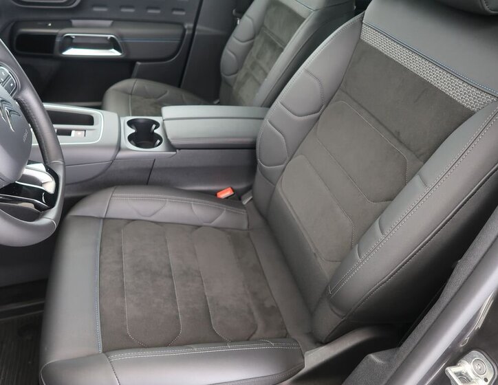 Citroën C5 Aircross SUV / Terénní 1,5 l 96 kw