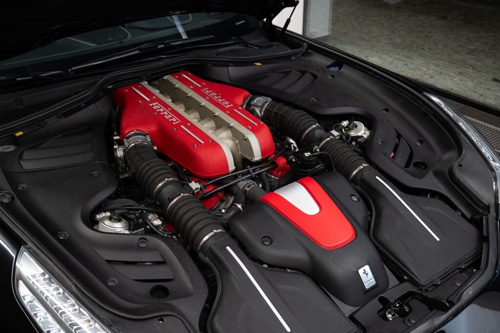 Ferrari FF Kupé 6,3 l 486 kw