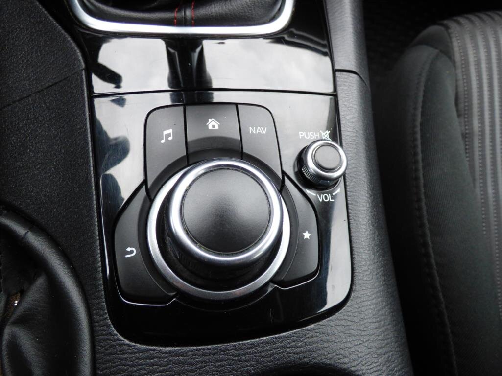 Mazda 3 Hatchback 2,0 l 121 kw