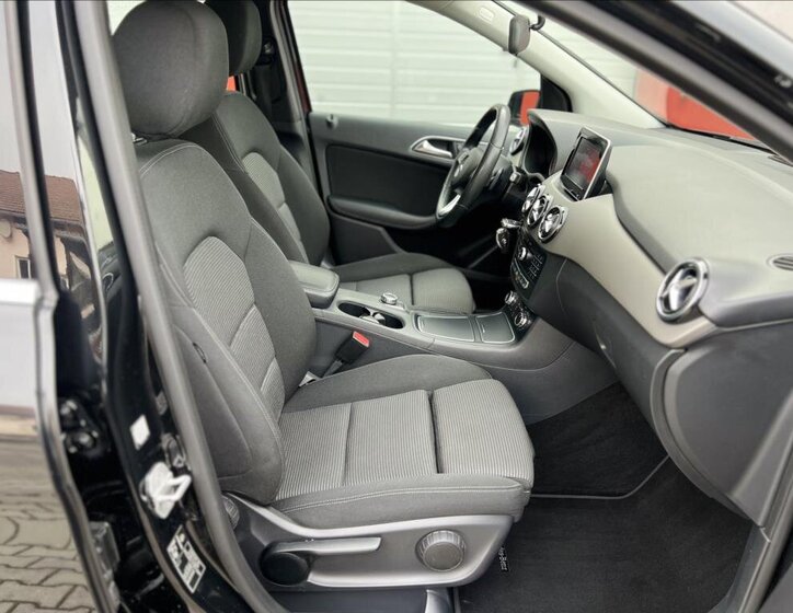 Mercedes-Benz Třídy B Kombi 1,5 l 80 kw