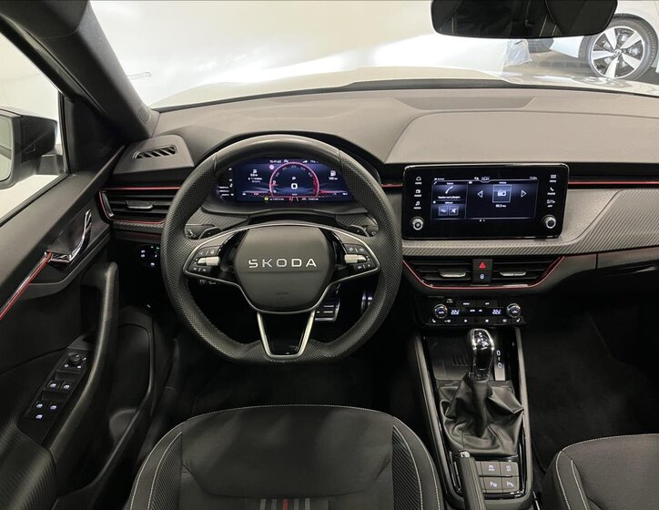 Škoda Kamiq SUV 1,5 l 110 kw