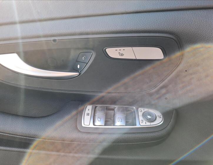 Mercedes-Benz Třídy V 11