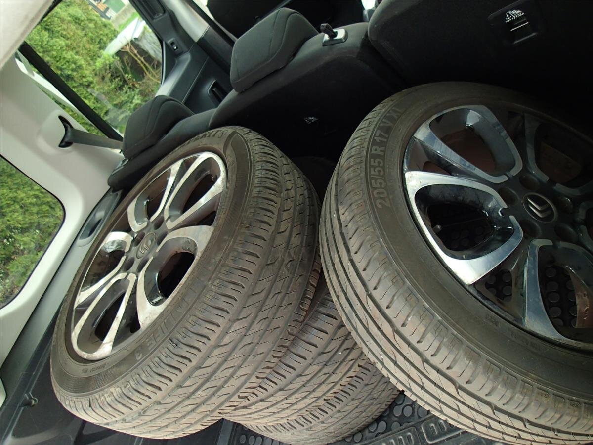 Citroën Berlingo MPV 1,5 l 96 kw