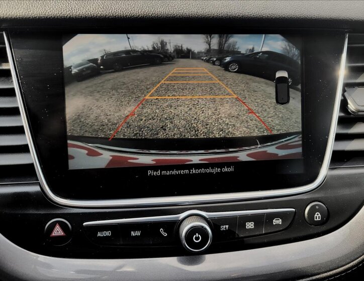 Opel Grandland X SUV / Terénní 1,5 l 96 kw