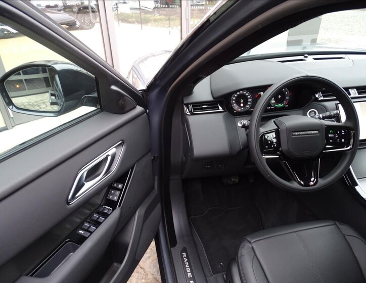 Land Rover Range Rover Velar SUV / Terénní 2,0 l 297 kw