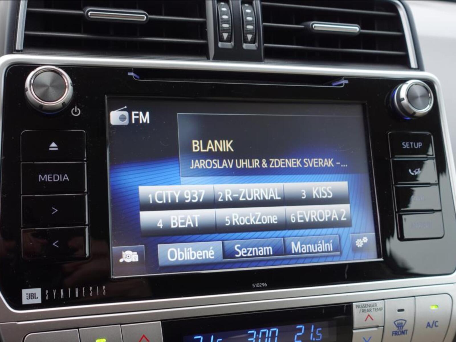 Toyota Land Cruiser 19