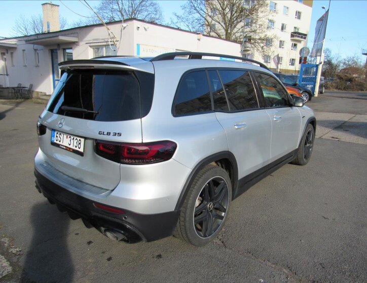 Mercedes-Benz GLB Kombi 2,0 l 225 kw