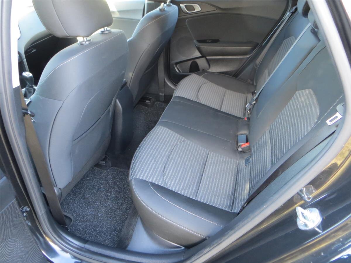 KIA Ceed Hatchback 1,5 l 118 kw