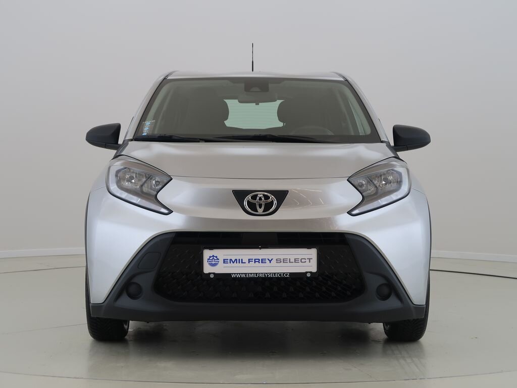 Toyota Aygo Hatchback 998,0 53 kw