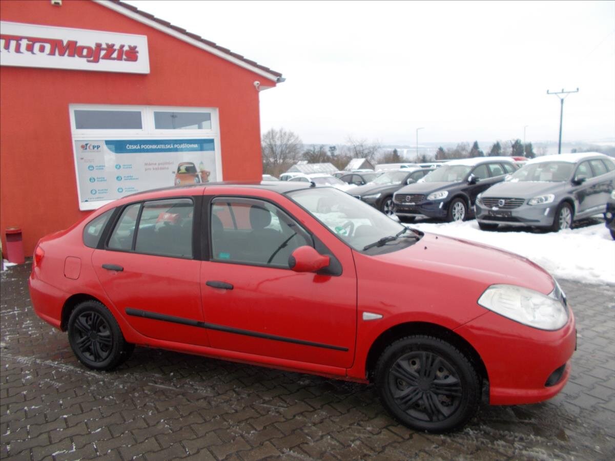 Renault Thalia Sedan / Limuzína 1,1 l 55 kw
