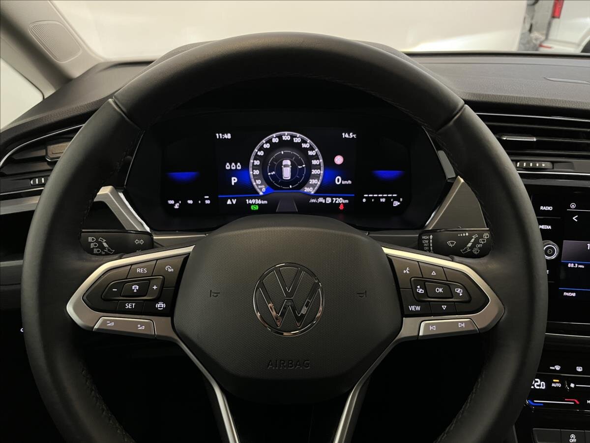 Volkswagen Touran MPV 1,5 l 110 kw
