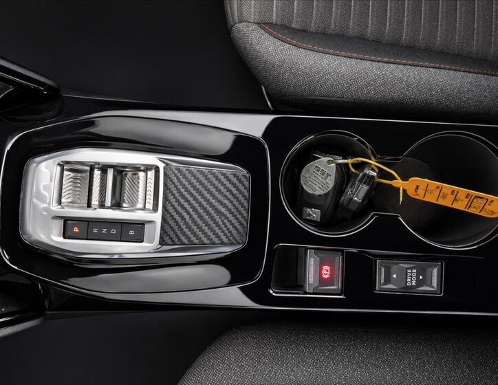 Peugeot 2008 MPV 0,0 100 kw