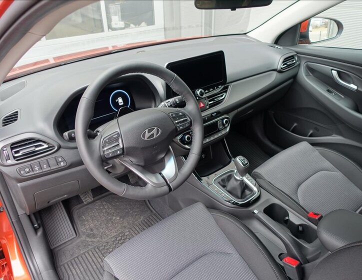 Hyundai i30 Kombi 998,0 84 kw